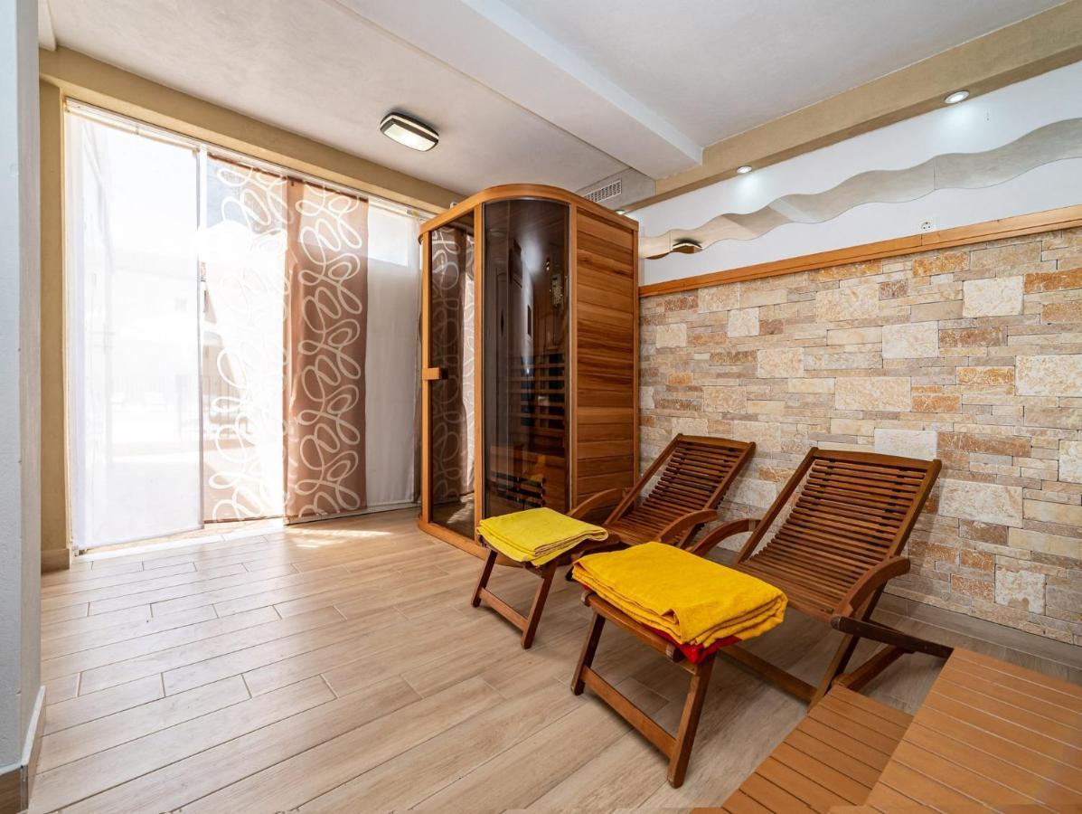Apartments Prkacin Starigrad Paklenica Esterno foto