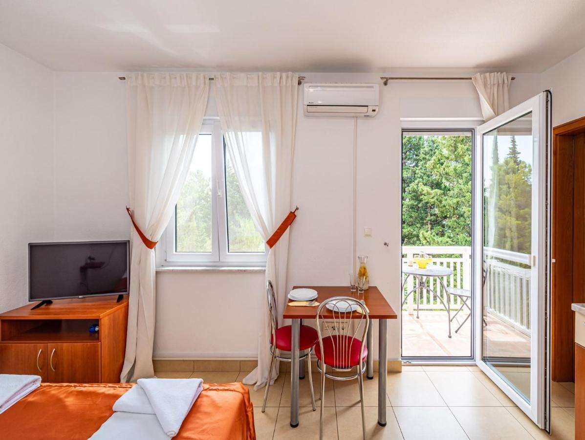 Apartments Prkacin Starigrad Paklenica Esterno foto